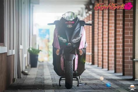 Yamaha X Max300 độ Khá Lạ Lẫm Với Sở Thích Tone Màu Sáng Tạo