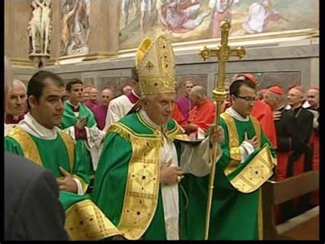 Vespri nella riapertura della Cappella Paolina, 04 luglio 2009 - YouTube