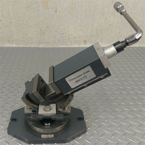 Milling Machine Vice 125mm Three Axis Swivel Base Metex 3 Way Tilting