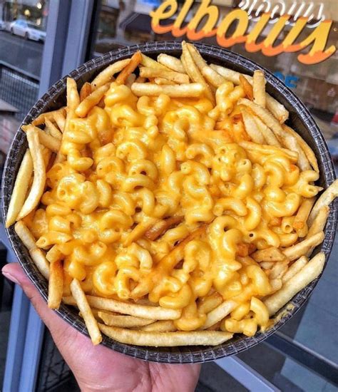 Mac And Cheese Fries Yummy 🍕