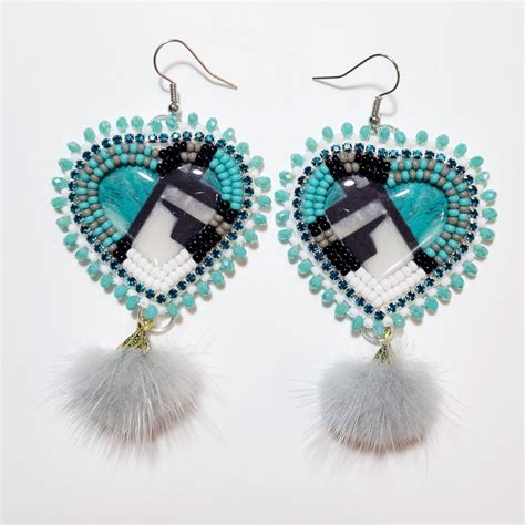 Authentic Native American Beaded Earrings Turquoise Heart Seed Beaded