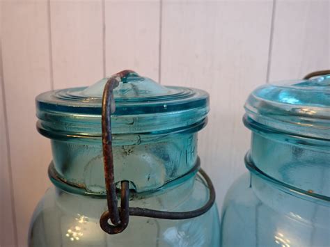 Vintage Ball Ideal Jars With Lids And Bails Set Of 2 Quart Sized Blue