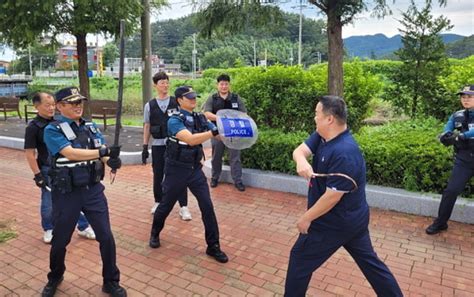 고성경찰서 특별방범치안활동 기간 중 흉기난동 범죄대응 모의훈련