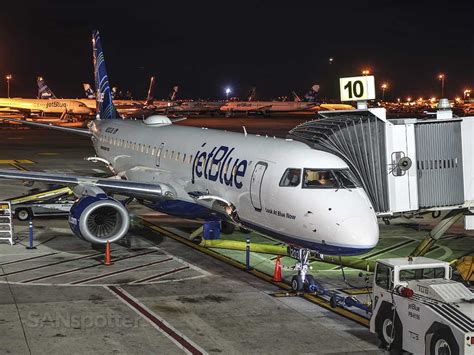 Spirit vs JetBlue: a ridiculously picky comparison (for picky travelers ...