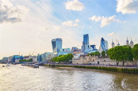 Thames River Cruise Lunch 2025 • Ultimate City Sightseeing