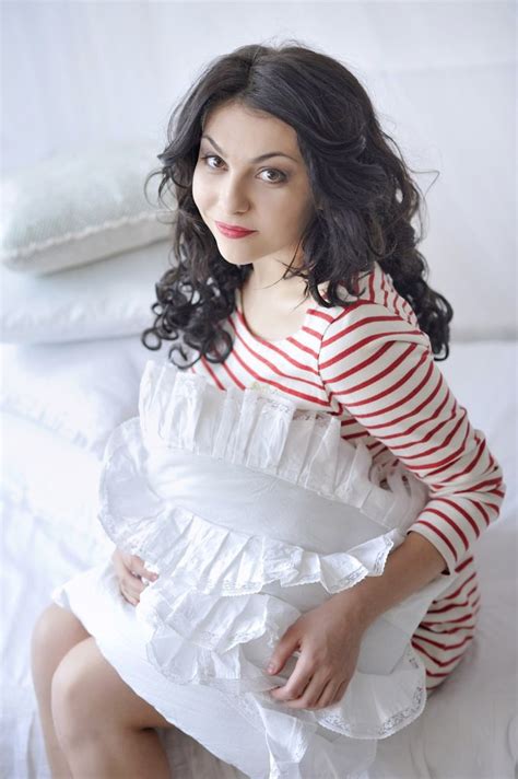 Elizaveta 34 Yo Hazel Eyes Brunette Hair ID20541