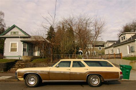 Old Parked Cars 1970 Buick Estate Wagon