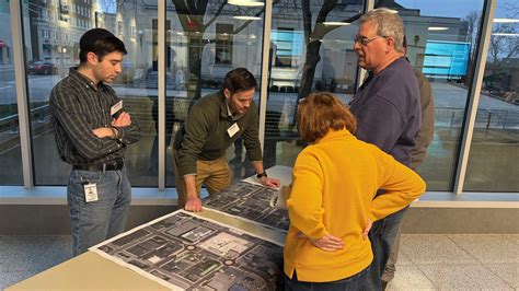 INDOT official offer designs for Muncie roundabouts