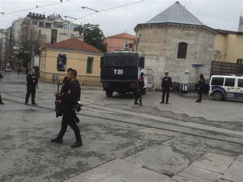 Son Dak Ka Stanbul Stiklal Caddesi Nde Patlama Meydana Geldi Son