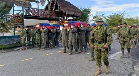 Cuerpos De Cuatro Militares Víctimas De Accidente Aéreo En Pastaza