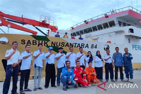 Ksop Kendari Lepas Pelayaran Perdana Kapal Perintis Km Sabuk Nusantara