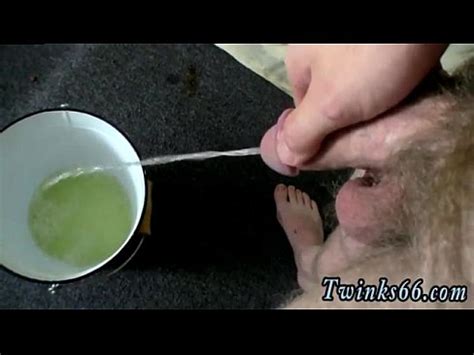 Circumcised Men Pissing Gay Eddy And His Bucket Of Piss XVIDEOS