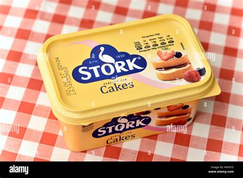 Margarine Tub Hi Res Stock Photography And Images Alamy