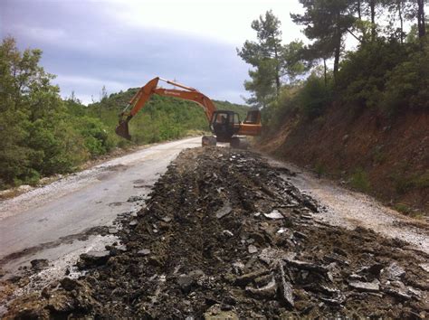 Büyükşehir Daha Güvenli Yollar İçin Çalışmalarına Devam Ediyor