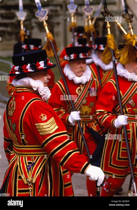 Beefeaters at the Tower of London England Stock Photo - Alamy