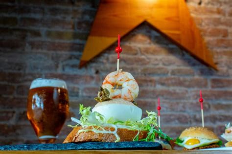 🇪🇸 Visiter Barcelone 5 Meilleurs Bars Tapas Pintxos à Barcelone