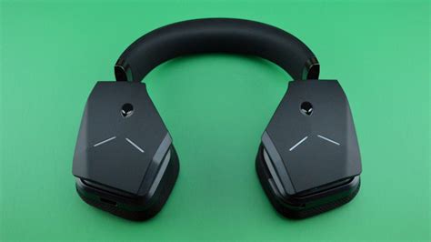 Alienware Aw Wireless Gaming Headset Review Headphone Review