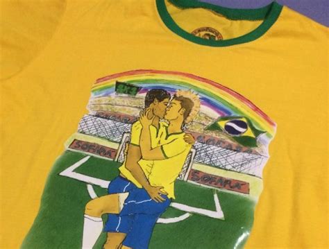 Torcida gay do Corinthians se prepara para Copa e quer encontro Dilma Ponta Porã Informa