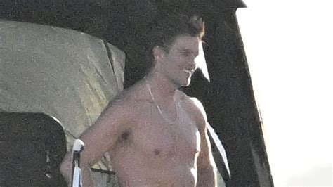 Tom Brady Shows Off Ripped Physique On 6m Yacht After Nfl Legend Opens