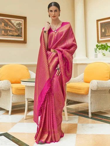 Sequins Handloom Weaving Dark Pink Silk Blend Designer Saree 63 M