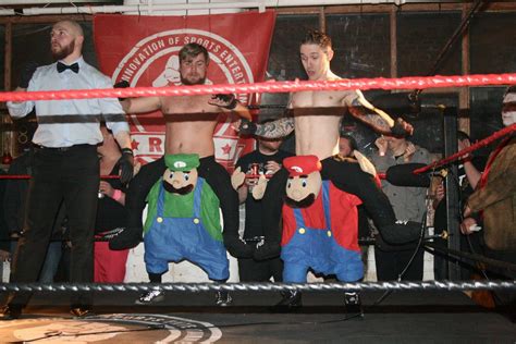 Holy Sht A Beginners Guide To Underground Pro Wrestling Adventures
