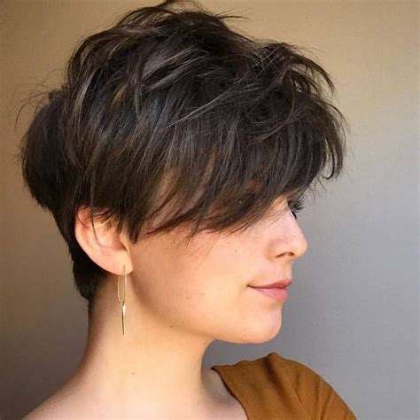 10 Stylish Casual And Easy Short Hairstyles For Women Pop Haircuts