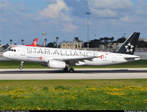 TC JPF Turkish Airlines Airbus A320 232 Photo By George Agius YYZ