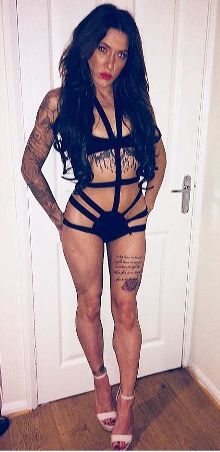 Tattooed Bikini Chav Scrolller