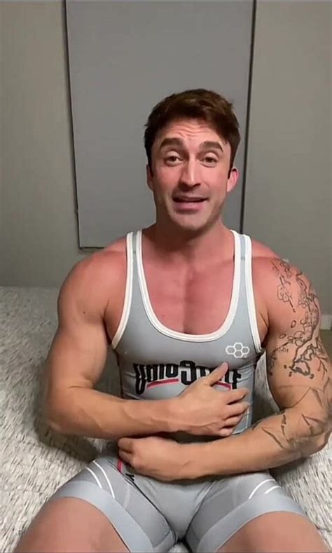 Hot Muscle Dilf Cum In A Westler Suit Thisvid