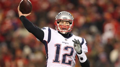 Six Time Super Bowl Champion Tom Brady Leaving Patriots Cbs 17