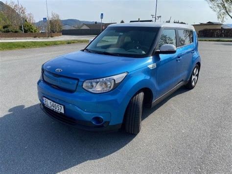 Bruktbil til salgs Kia Soul 2015 Blå 111 Hk Kombi 5 dørs FINN no