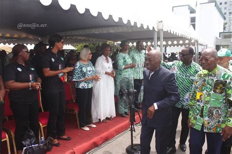 Deuil C R Monie D Hommage Des Militants Du Pdci Rda Feu Henri Konan