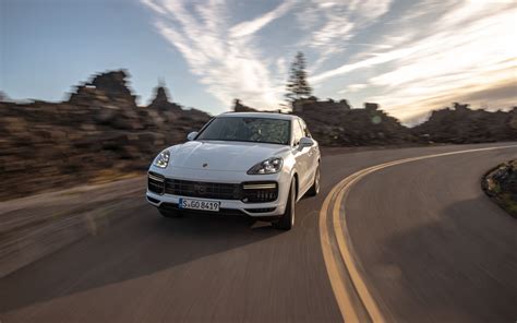 Porsche Cayenne Turbo S E-Hybrid 2020 | SUV Drive