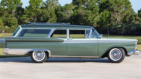 Ford County Sedan Wagon