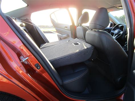 2020 Nissan Altima Awd 19