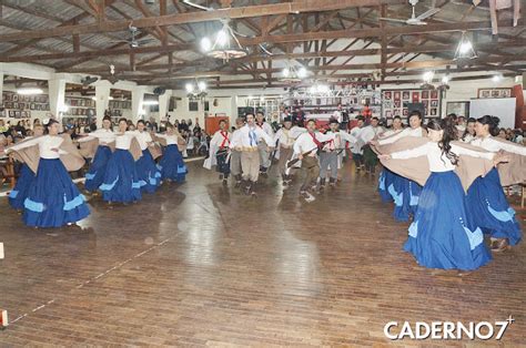 Caderno Em Busca Do Enart Invernada Os Carreteiros Apresenta Seu