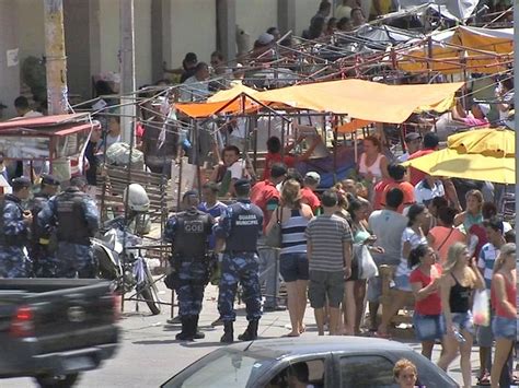 Liminar judicial suspende remoção de feirantes da Rua José Avelino em