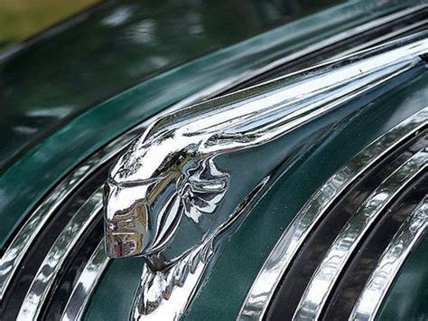 Hood Ornaments On American Classic Cars Of The S S Hubpages