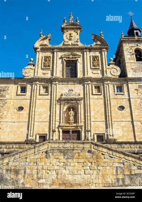 Iglesia De San Nicolas El Real Hi Res Stock Photography And Images Alamy