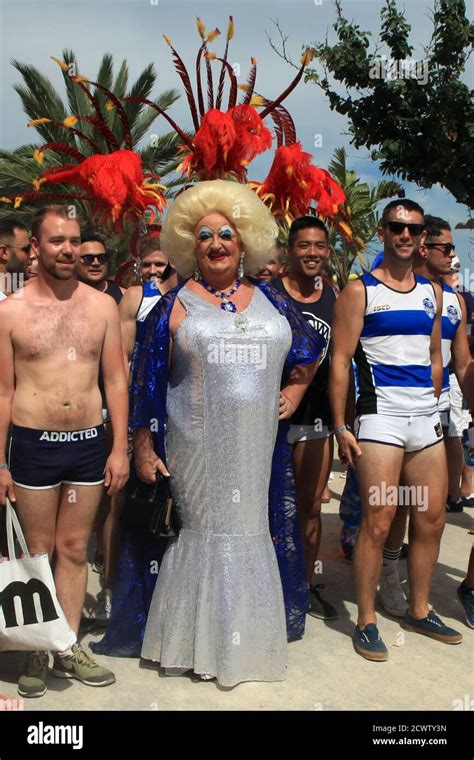 Gay pride sitges 2018 Banque de photographies et dimages à haute