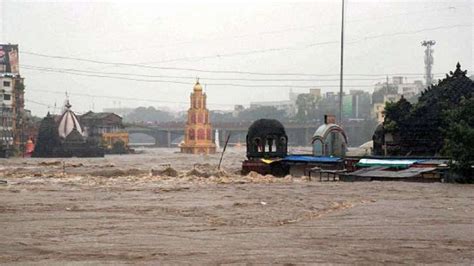 Maharashtra Nashik Heavy Rains Godavari In Spate Latest Updates India Tv