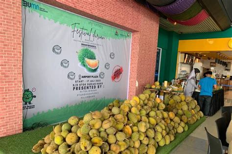 Festival Durian Sumsel Digelar Di Bandara SMB II Palembang GenPI Co