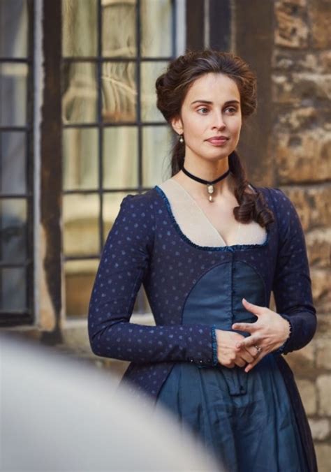 Elizabeth Chynoweth Heida Reed In Poldark Set In The Late 18th Century Tv Series 18th