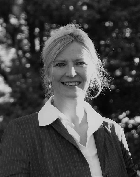 Sensing coherence from the fringes - Emerge