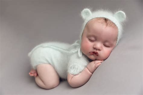 Newborn Sleep Tips Newborn Photographer Poolebournemouth And Dorset