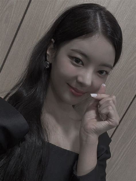 Lia Icon
