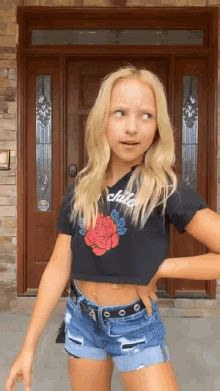 Tiktok Dance GIF - Tiktok Dance Swag - Discover & Share GIFs