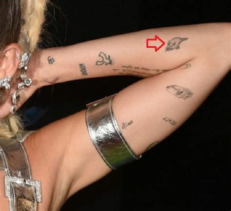 Miley Cyrus 74 Tattoos And Their Meanings Body Art Guru