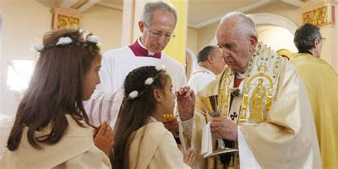 Tout Savoir Sur La Première Communion Et Le Sacrément De L eucharistie