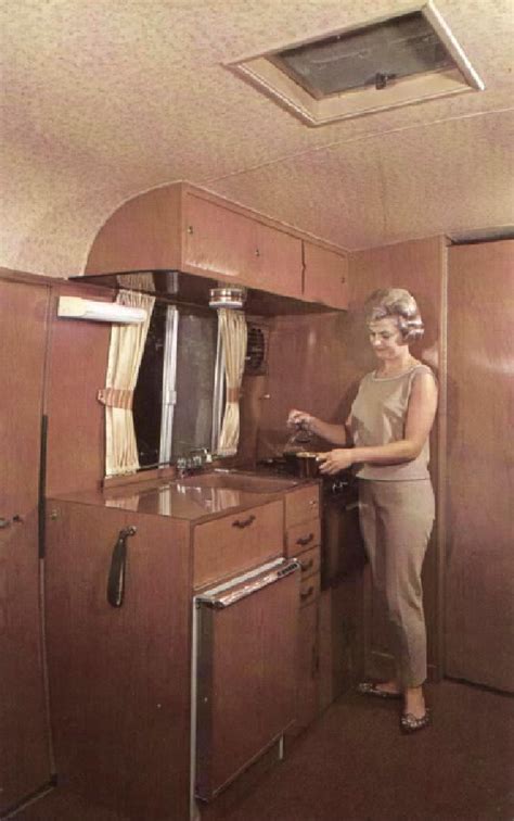 35 Cool Photos Show Interior Of 1970s Rvs And Motorhomes Vintage Everyday